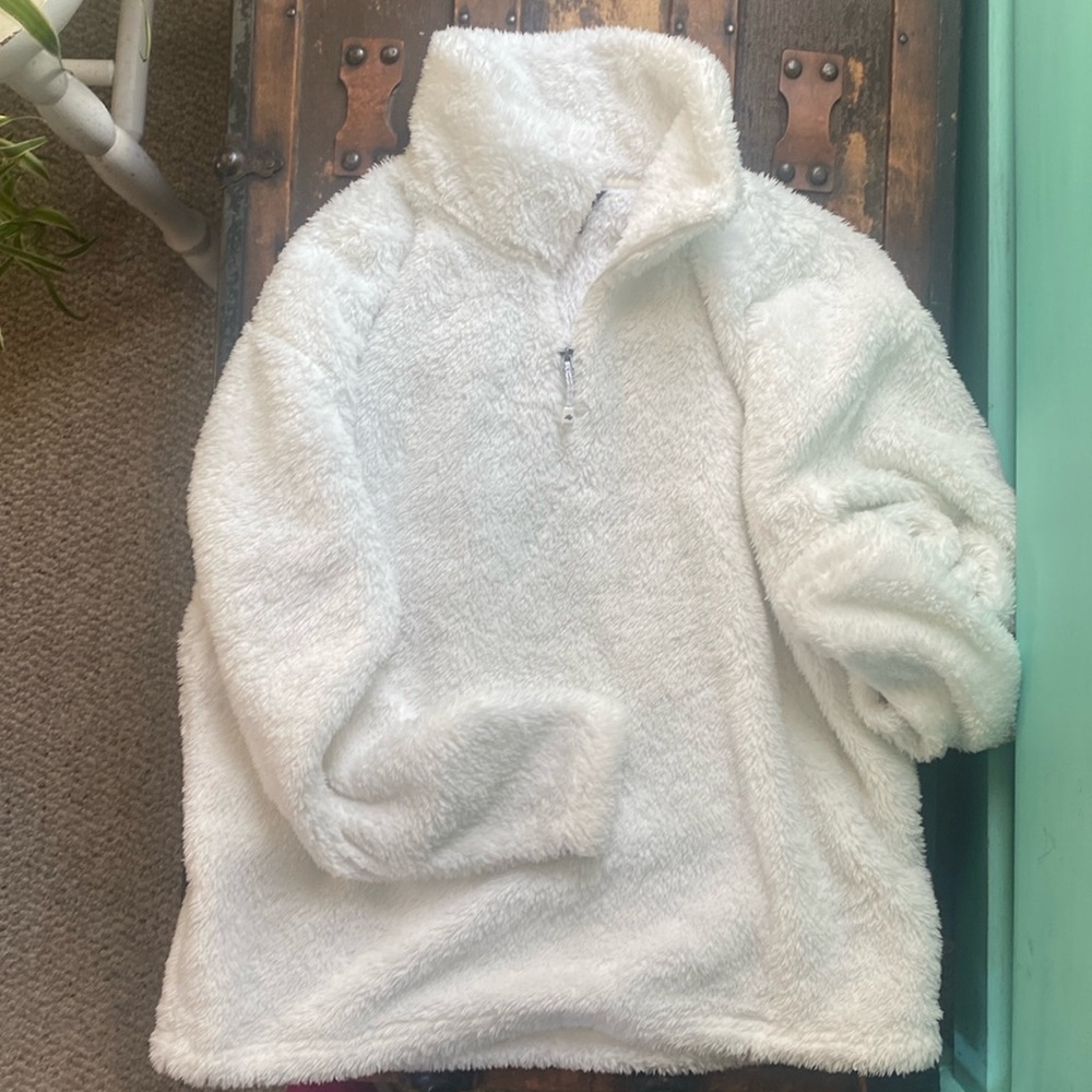 Eddie Bauer white fleece